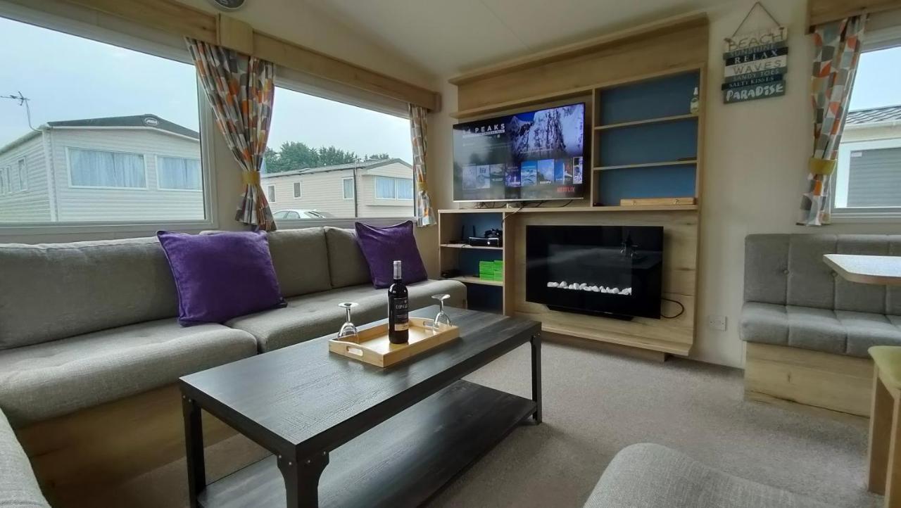 3 Bedroom Stylish Caravan - Vans With Business Sign Not Allowed Port Seton Extérieur photo