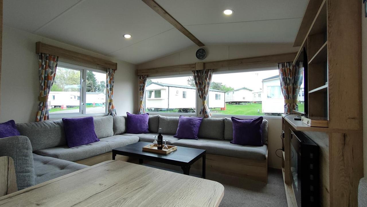3 Bedroom Stylish Caravan - Vans With Business Sign Not Allowed Port Seton Extérieur photo